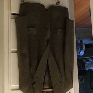Men’s wool blazer.